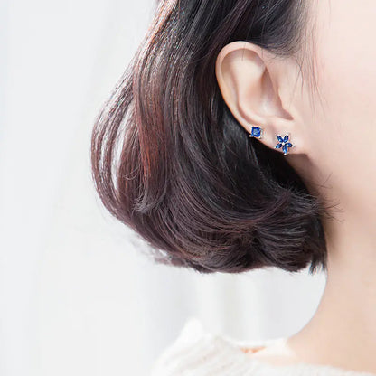 NUIT Fleur Bleu Stud Earrings