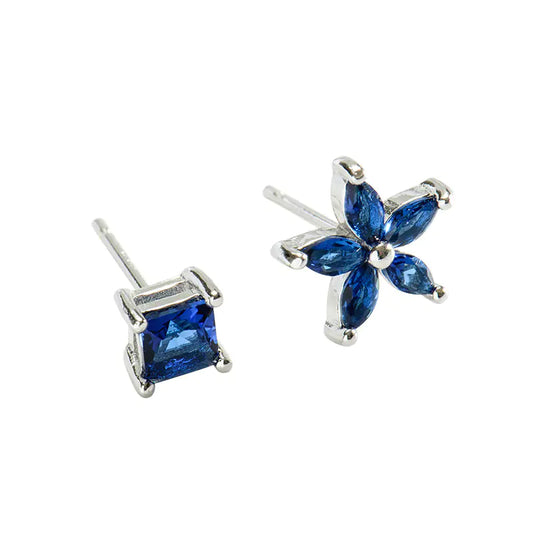 NUIT Fleur Bleu Stud Earrings