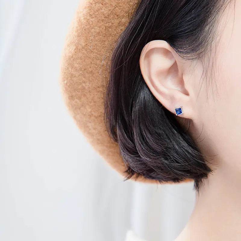 NUIT Fleur Bleu Stud Earrings